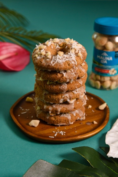 Mauna Loa's Keto Macadamia Nut Donuts with White Cocoa Glaze